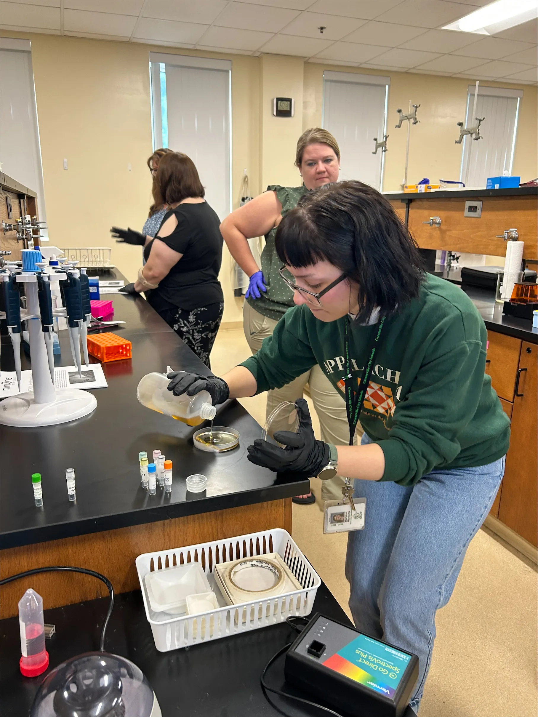 Teacher working in the lab